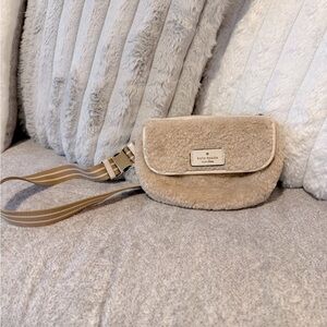 EUC Kate Spade Sherpa Fanny pack